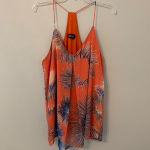 Flowy Boutique Tank - Large